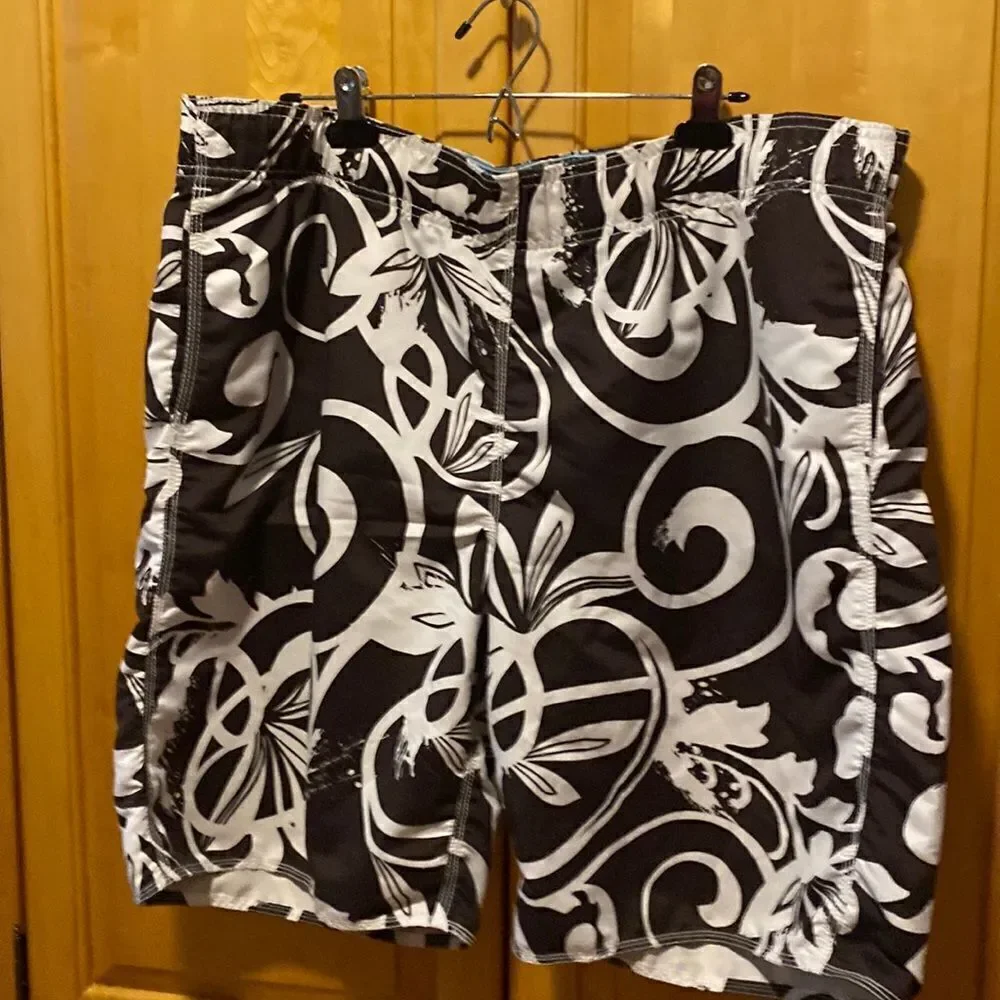 Old Navy XL baggies/ swim trunks